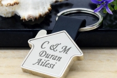 kisiye-ozel-ev-tasarimli-metal-anahtarlik-sevgiliye-ylba-hediyesi-4380-21-B
